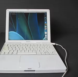 Apple iBook G4 ( 1.25GB RAM 30GB HDD ) - Picture 1 of 7