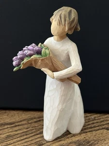 Willow Tree Surprise, Demdaco 2018 Susan Lordi Girl with Purple Flowers Figurine - Picture 1 of 6