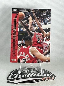 1993 Upper Deck Michael Jordan-Wilt Chamberlain Seven Straight Scoring Titles - Bild 1 von 2