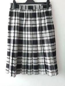 CHECKED Skirt Women Size 16 Black White Pleated Midi Zip Waist 28" - Picture 1 of 6
