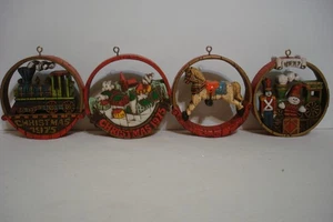 4 Vintage 70er Jahre runde Punzen Karten Ornamente - Züge Schaukelpferd Dorf - Bild 1 von 20