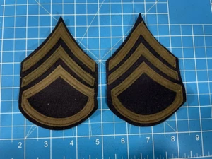 WW2 US Army Staff Sergeant Chevron Rank Pair Wool on Wool - Picture 1 of 4