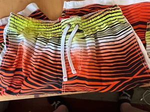 InGear Black Yellow Orange Swim Trunks Shorts Cargo Style Net Lined Large W15-30 - Picture 1 of 6
