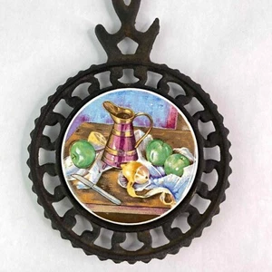 Jarra de frutas de hierro fundido trivet almohadilla caliente de cocina vintage colgante en la pared núcleo de campo - Imagen 1 de 5