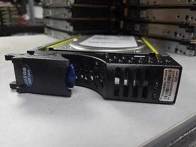 EMC 005048582 CX-2G10-300 10K 300GB 10K FC Fibre Channel Hard Drive  - Image 1 of 2