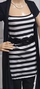 Women's Long Shirt Built In Shaw/belt Rue 21 Black and white stripe Size Small - Picture 1 of 9