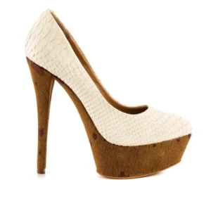 Kate Ferguson Bussi White Pumps - New in Box - Picture 1 of 3