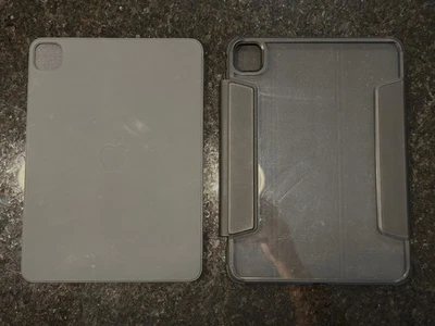 Paquete - Funda Apple Smart Folio + Funda Spigen para iPad Pro 11 pulgadas (4.ª generación) Foto 1 de 4