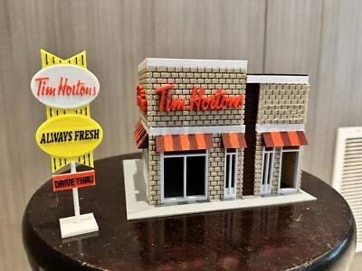 O Scale Tim Hortons W/ Interior - Image 1 of 4