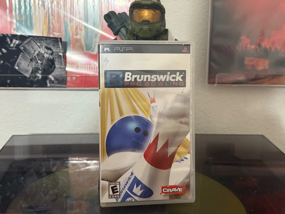 Brunswick Pro Bowling (Sony PSP, 2007) - Image 1 of 3