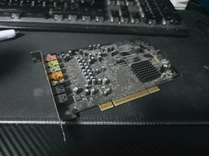 Creative Labs SB0770 Sound Blaster PCI Sound Audio Card - Picture 1 of 3