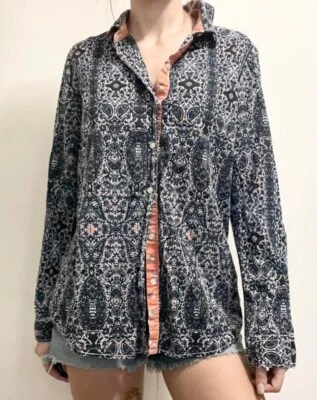 Camisa de cachemira bohemia colorida Joe Fresh para mujer talla XS manga larga con botones  Foto 1 de 4