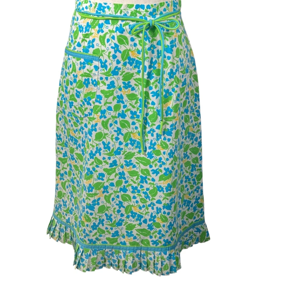 The Lilly Skirt Lilly Pulitzer 60's Label Size 6 Blue Green Floral Print Vintage - Image 1 of 4