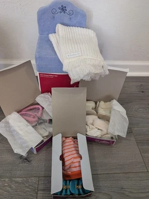 American Girl Truly Me Doll 18” Clothes Outfits Sit & Snooze Bed Retired Lot - Image 1 of 4