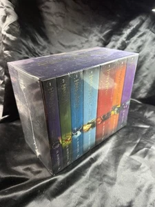 Harry Potter Complete Set: Books 1-7 in Collection box NEW SEALED - Picture 1 of 5