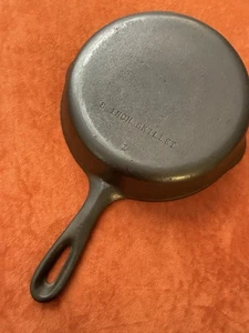 Unmarked Wagner Ware #5 8 Inch Cast Iron Skillet (Restored) - Picture 1 of 4