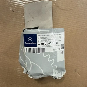 Mercedes Fuel Filter A0000901551 - Picture 1 of 2