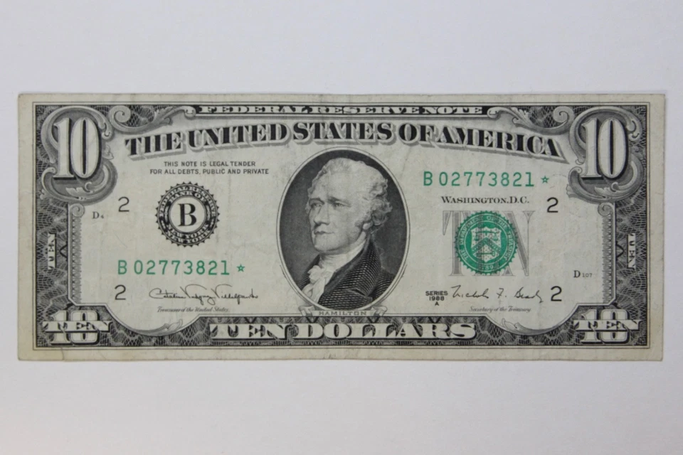 1988A $10.00 *** STAR *** FRN, VF Condition, B 02773821* - Image 1 of 2