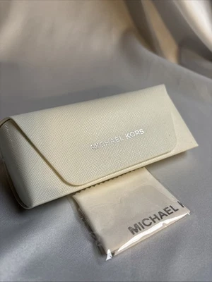 Estuche rígido Michael Kors auténtico para gafas/gafas de sol en blanco Foto 1 de 3