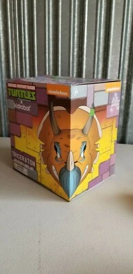 Teenage Mutant Ninja TURTLES X Kidrobot Nickelodeon TRICERATON VINILO ARTE NUEVO Foto 1 de 4