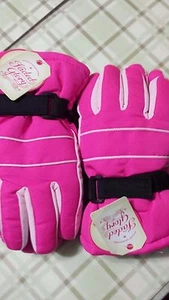 2 Pairs FADED GLORY SOLID SNOW GLOVES CHILDREN SIZE S-M FUCHSIA NEW WITH TAG - Picture 1 of 4
