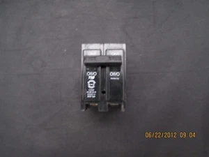 T & B Thomas & Betts Circuit Breaker TB245C - Picture 1 of 2