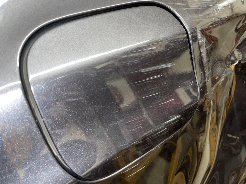 15 ACURA TLX Fuel Tank Door - Image 1 of 1