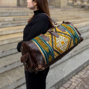 Bolso de viaje de cuero alfombra verde - Kilim Weekender hecho a mano para hombre y mujer - Imagen 1 de 7