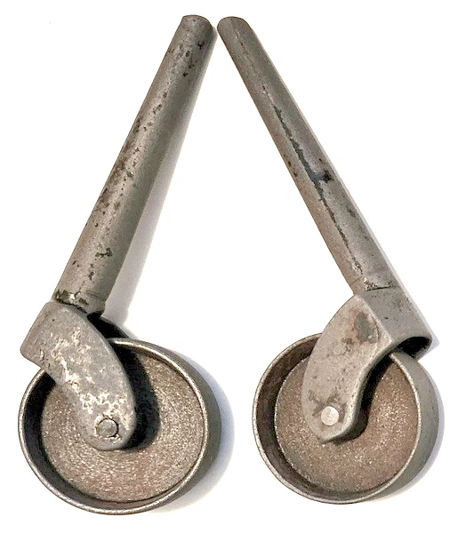 Dois rodízios de móveis antigos de aço combinando com hastes de 3" - Imagem 1 de 1