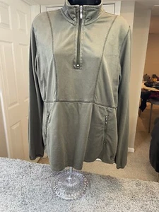 Tommy Bahama Women's 1/4 Zip Avocado Pullover size M - Picture 1 of 11