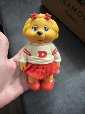 Figura PVC Tomy Dotty Dog Get Along Gang Vintage 1984 Cheerleader 5.5" Rojo Foto 1 de 3
