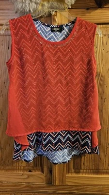 Blusa feminina Diya tamanho grande vermelha Chevron sem mangas - Imagem 1 de 4