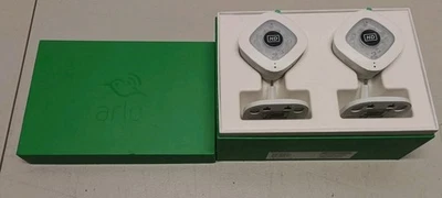 Arlo Q VMC3040-100NAS 1080p HD Wireless Security Camera with Audio Indoor 2 Pack - Image 1 of 3