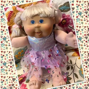 Preciosa muñeca Cabbage Patch niños niña jugar a lo largo de pelo rubio ojos azules - Imagen 1 de 19