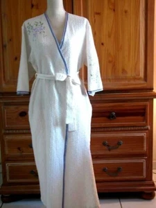 Oscar De La Renta Tie Front Long White Lavender Floral Embroidered Women M Robe - Picture 1 of 6