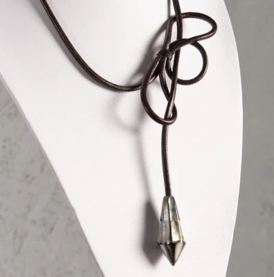 Leder Halskette Silana mit Perlmutt Kette Muschel Halsband Anhänger Schwarz Neu - Bild 1 von 4