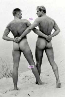 POSTCARD Print / Bob Delmonteque + friend in dunes / Douglas of Detroit - image 1 of 2