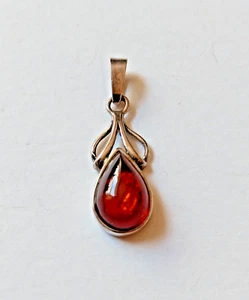 Sterling Silver 925 Vintage Amber Pendant - Picture 1 of 4