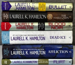 Laurell K Hamilton Menge 6 Hardcover Bücher Anita Blake Vampirjäger Romane - Bild 1 von 9
