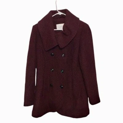 Abrigo Jessica Simpson Granate y Guisante Negro Talla Mediana Foto 1 de 4