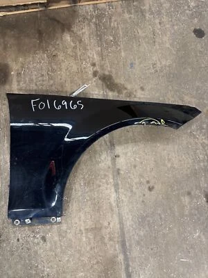 Used Front Right Fender fits: 2013 Mercedes-benz Mercedes c-class 204 Type C250 Foto 1 de 4