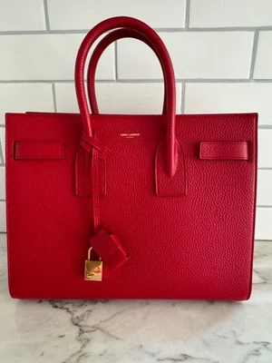 Saint Laurent Sac de Jour Clásico Pequeño Cuero Grano Rojo Perfecto Estado  Foto 1 de 4
