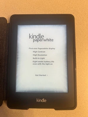 Kindle Paperwhite Reader 5.8.9 2017 Bundled W/Case and Charging Cable - Image 1 of 4