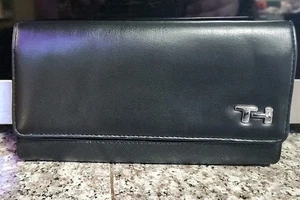 Tommy Hilfiger Women's Checkbook Wallet Black vey nice!  - Picture 1 of 3