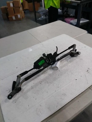 Motor limpiaparabrisas usado se adapta a: Kia Soul 2015 grado A Foto 1 de 4