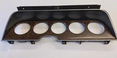 Bisel velocímetro no deportivo Thunderbird Cougar LTDll Ranchero 1977-1979 Foto 1 de 4