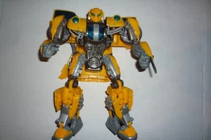 TRANSFORMERS BUMBLEBEE MOVIE BUMBLEBEE POWER CHARGE FOR PARTS LOOSE HASBRO 2017 - Imagen 1 de 2
