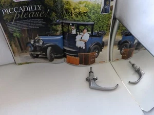 AUTO STORICHE - MANIGLIA ANTERIORE IN ALLUMINIO - Picture 1 of 2
