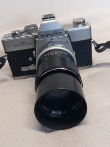 Minolta, SRT 101, Kleinbild Spiegelreflexkamera, mit Objektiv 1:35, Nr. 779043 - Picture 1 of 8