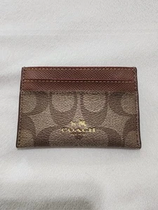 Cartera Coach Marrón Firma PVC Estuche para Tarjetas de Identificación F63279 BONITA - Imagen 1 de 6